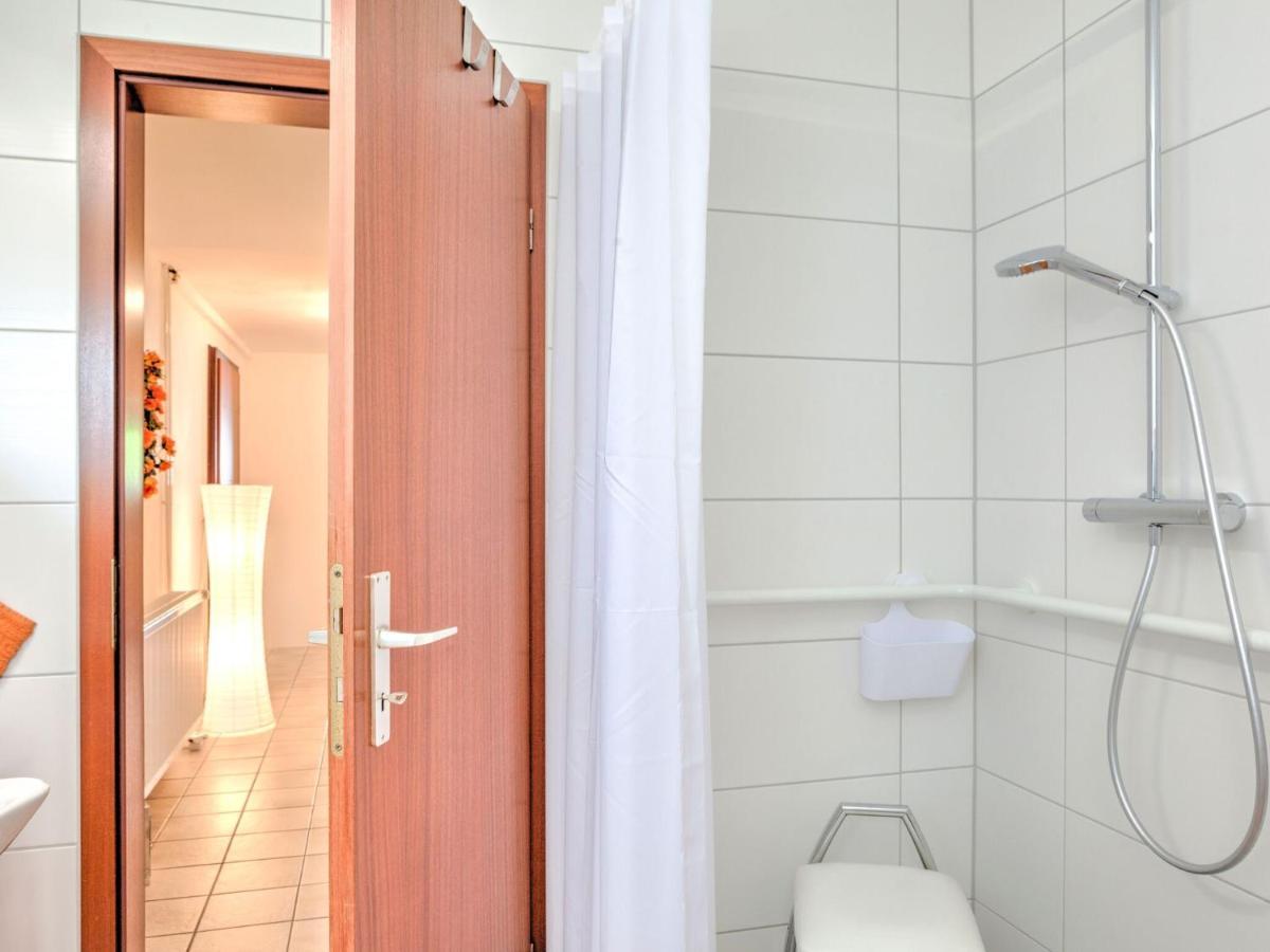 Sunny Flat In Bad Driburg With Garden Appartement Buitenkant foto