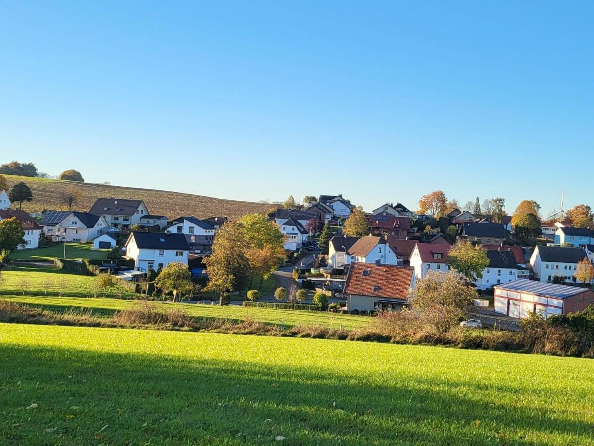 Sunny Flat In Bad Driburg With Garden Appartement Buitenkant foto